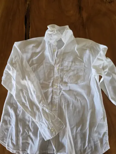Camisa blanca básica - miniatura 2