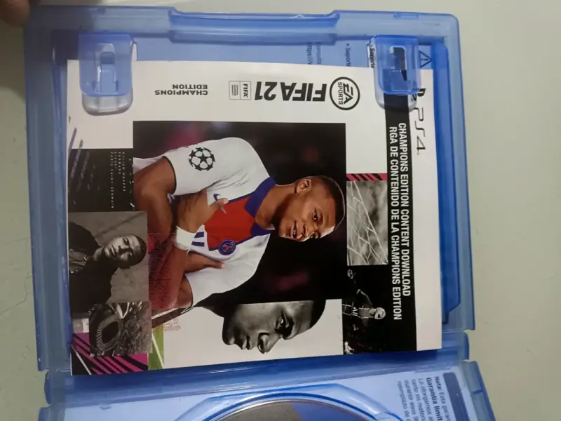 Juego FIFA 21 PS4 Champions Edition - 2