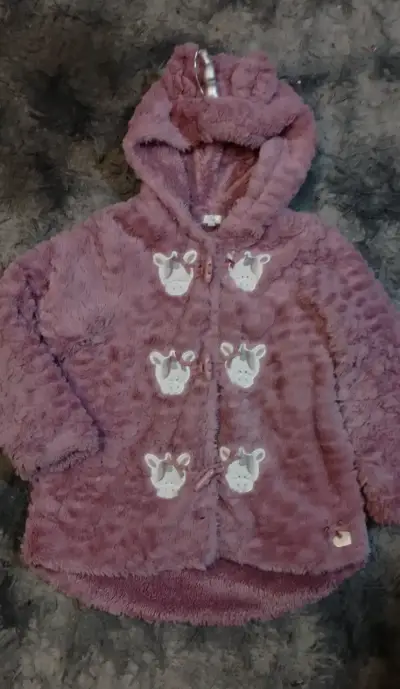 Abrigo de peluche rosado. Marca Limonada. Talla 8 - miniatura 1