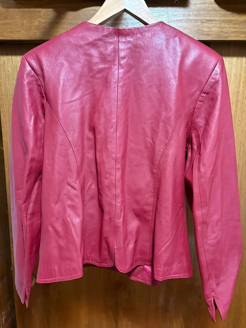 Chaqueta de cuero roja - 1