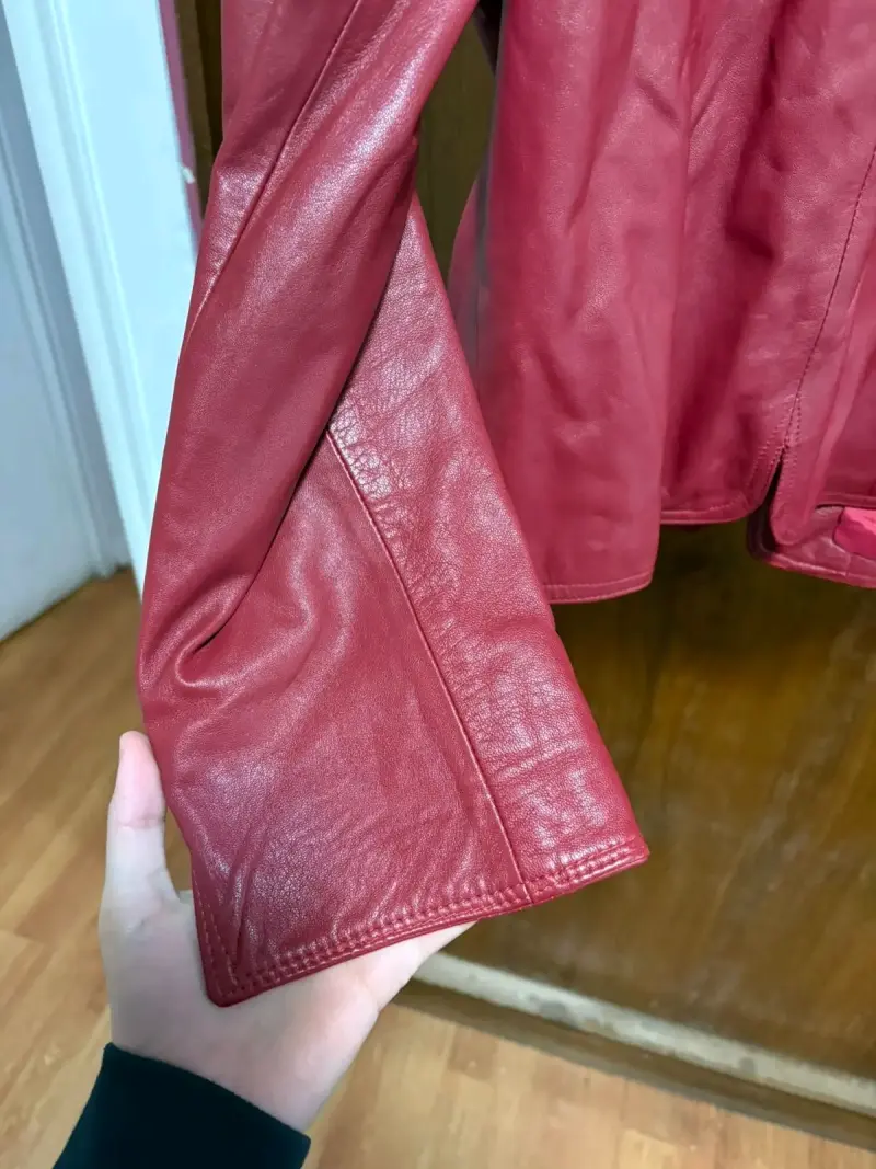 Chaqueta de cuero roja - 3