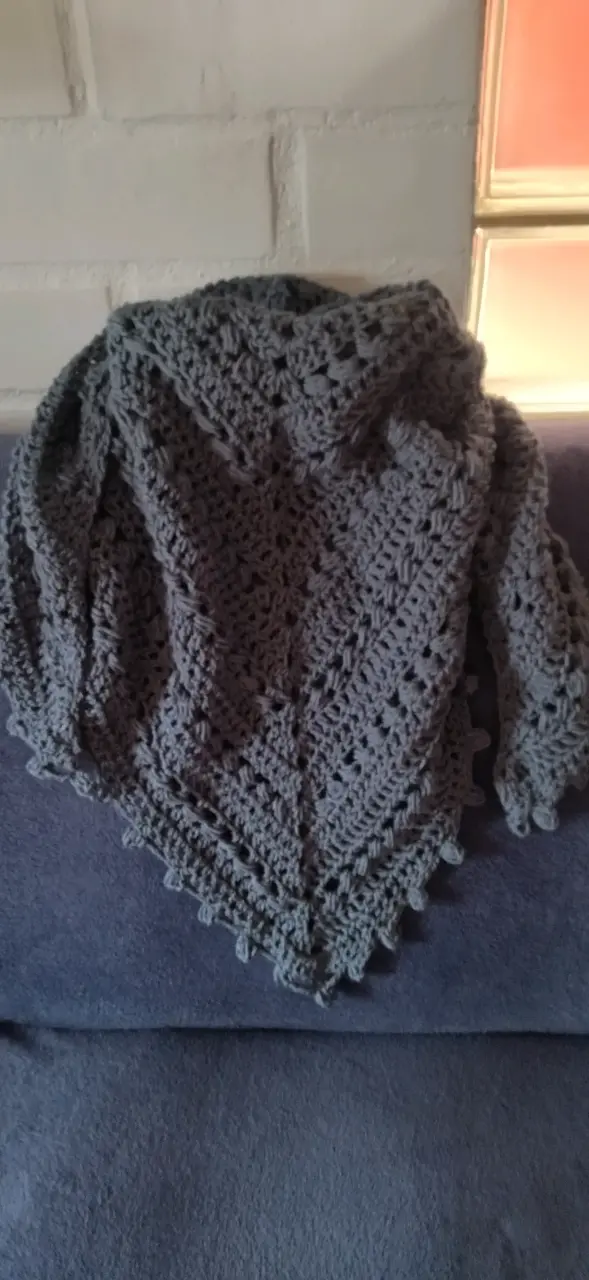 Chal tejido a crochet azul - 3