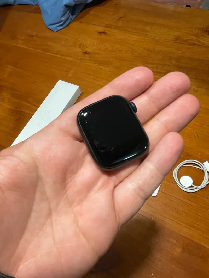Apple Watch Series 7 - 3