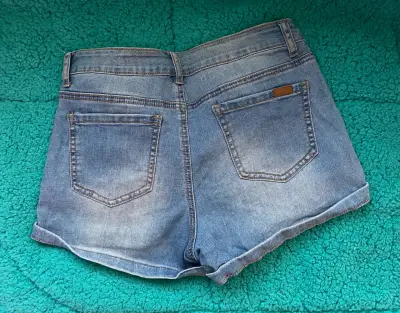 Shorts de mezclilla azul - miniatura 2
