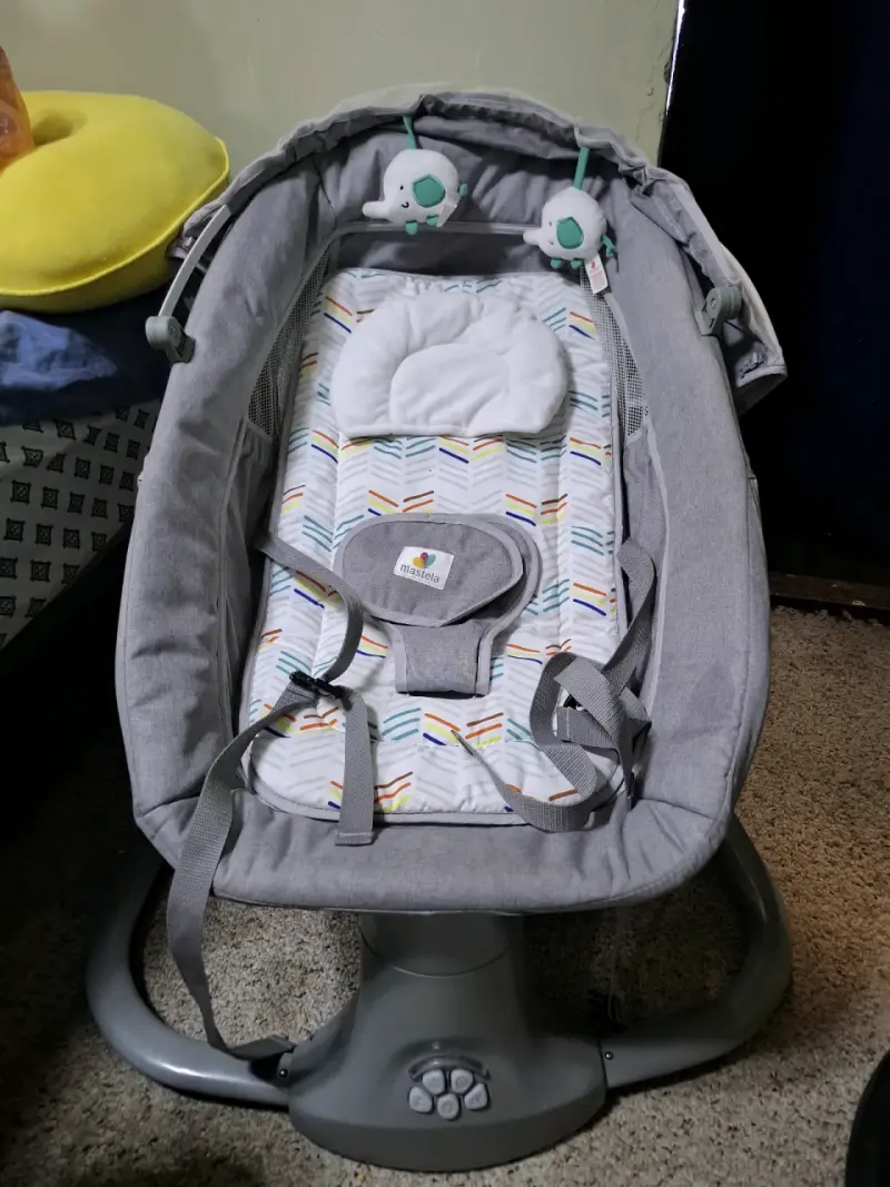 Silla mecedora para bebé - 2