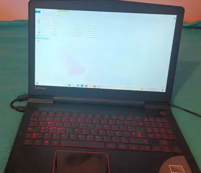 Notebook Lenovo gaming - miniatura 2