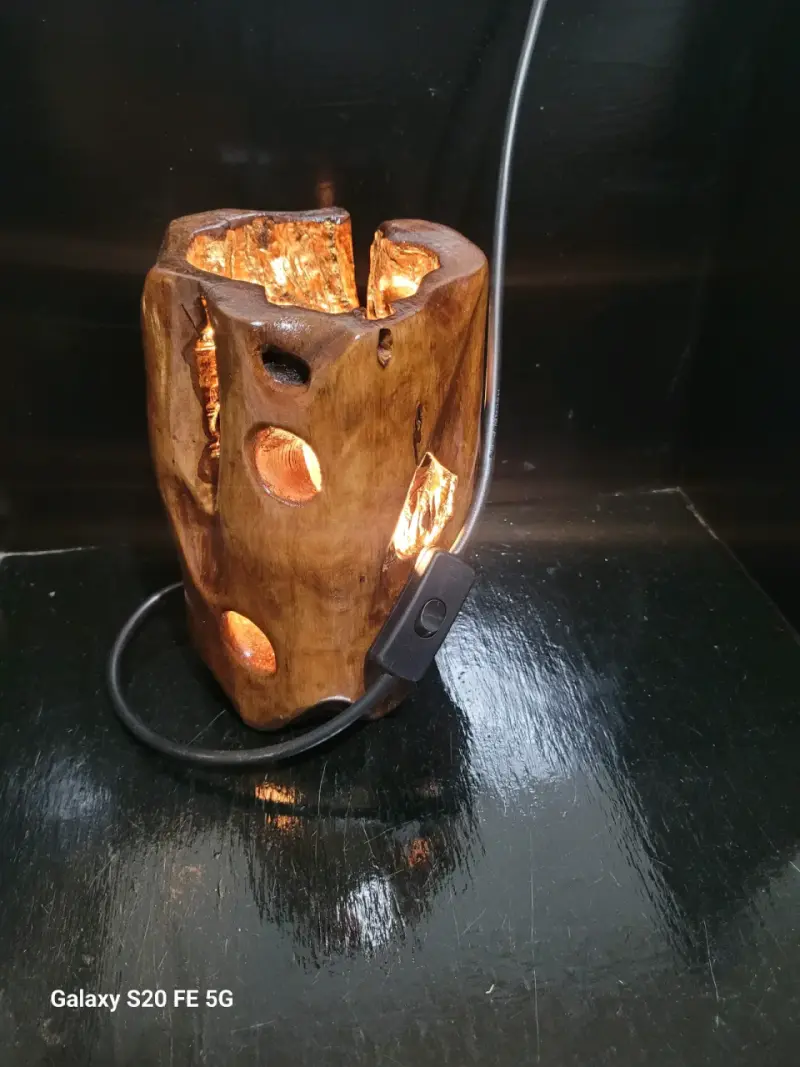Lámpara de madera rústica - 9