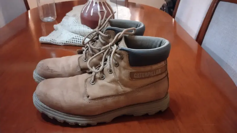 Botas Caterpillar marrón usadas 43 - 1