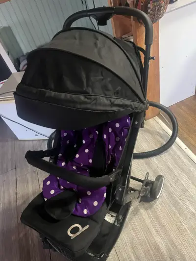 Coche de bebé plegable negro - miniatura 4