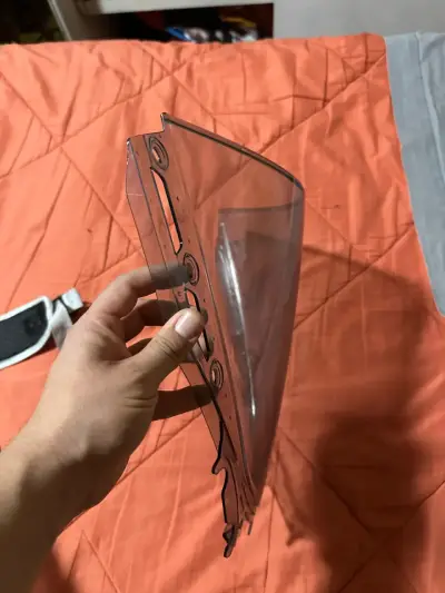 Burbuja Yamaha r15v4 - miniatura 2