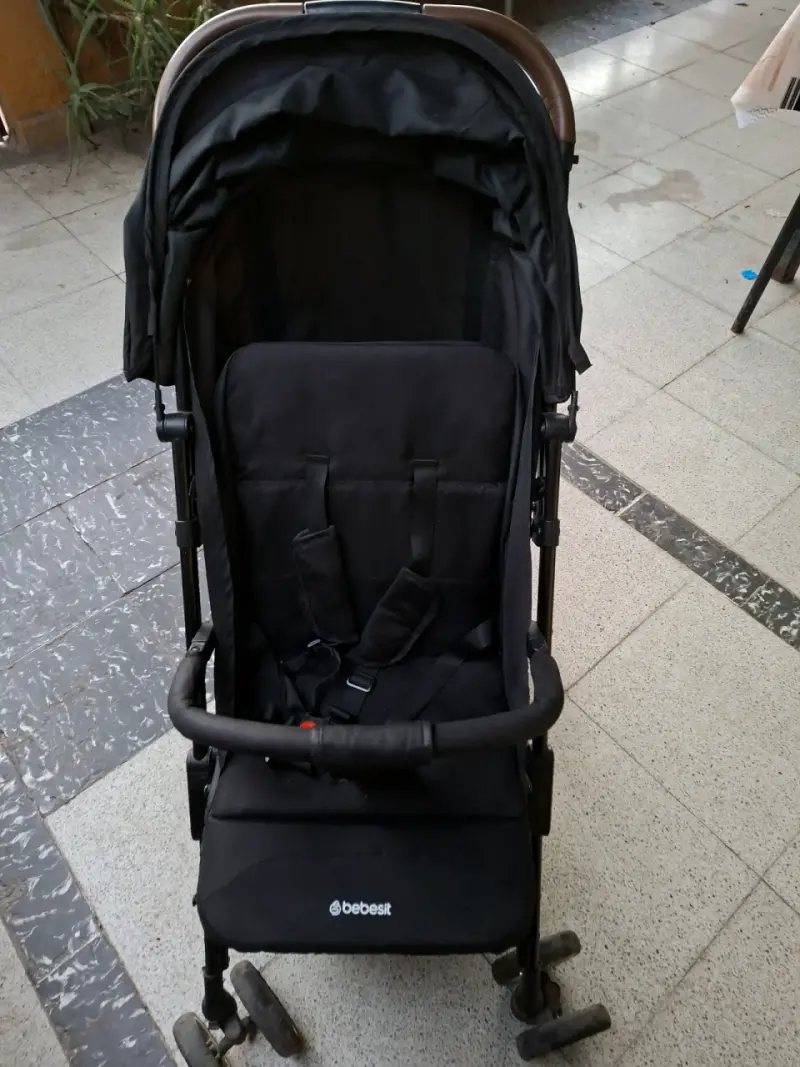 Coche de bebé Bebesit negro - 1