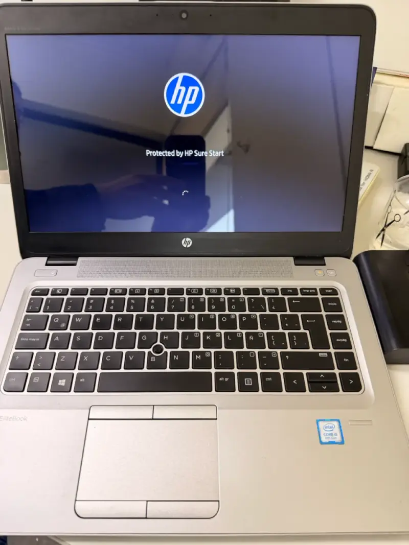 Laptop HP EliteBook usada - 3