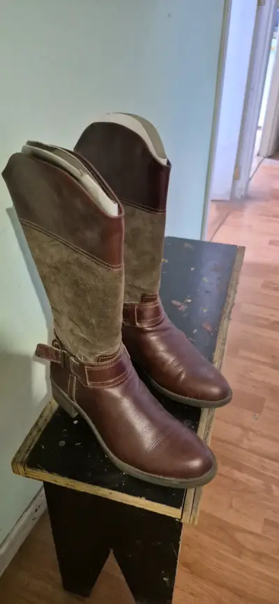Botas de cuero marrones - miniatura 2