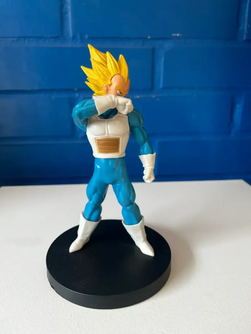 Figura de acción Vegeta - 5