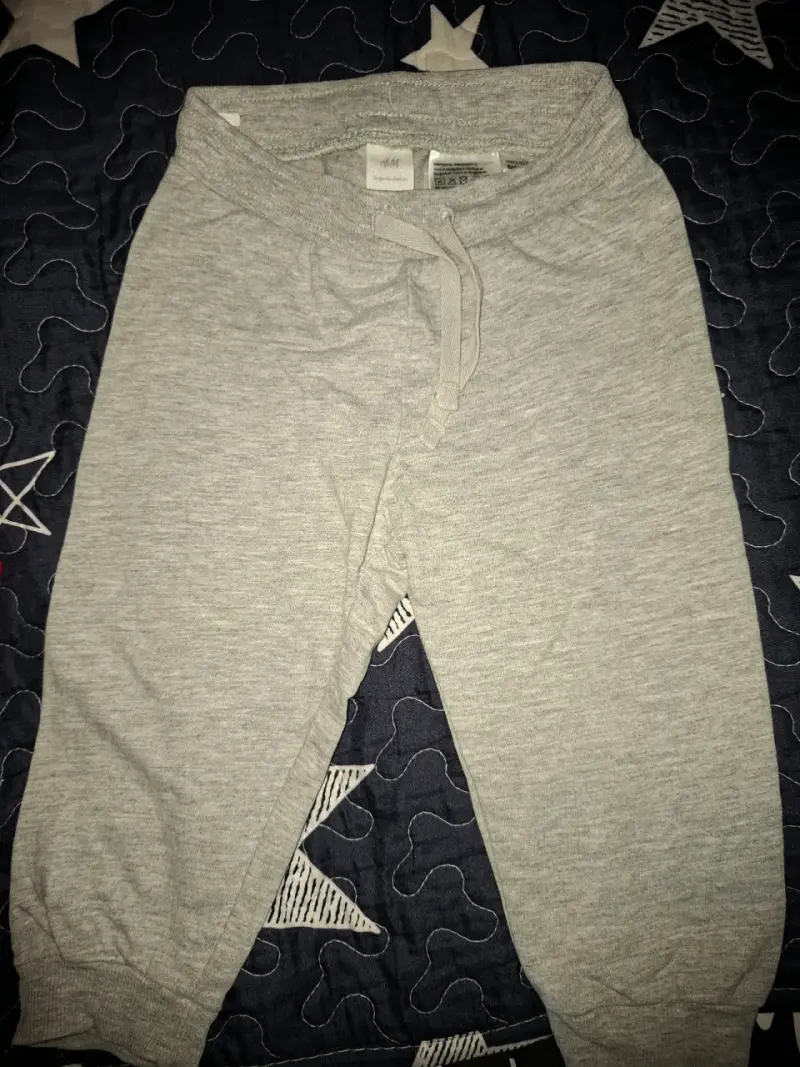 Pantalón deportivo gris H&M