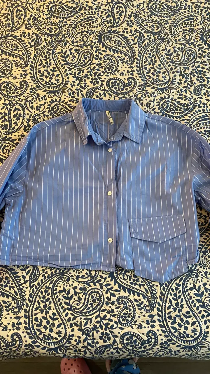 Camisa rayada azul mujer