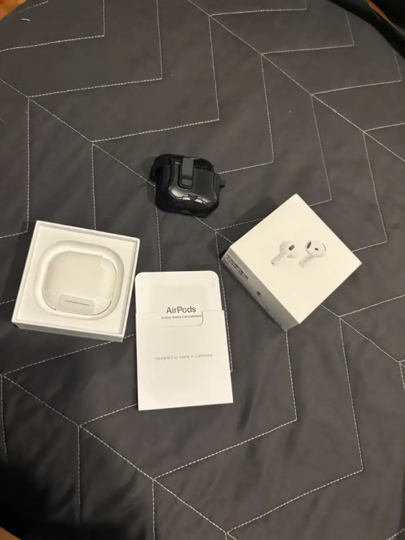 AirPods 4 ANC Originales Apple | Estado Impecable - 1
