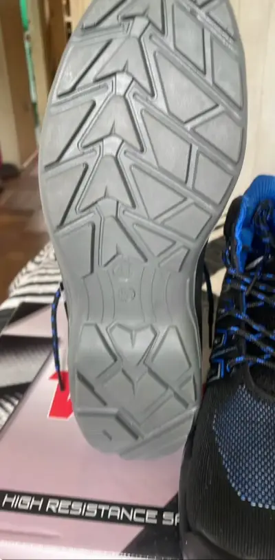 Zapatos de seguridad negros nuevos - miniatura 3