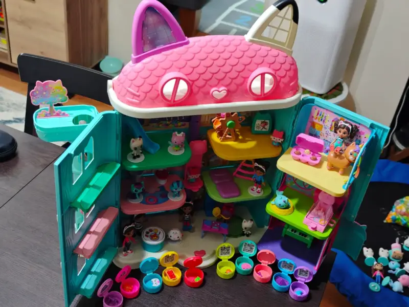 Casa de muñecas de Gabby - 2