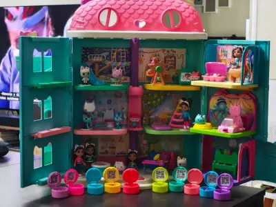 Casa de muñecas de Gabby - miniatura 5