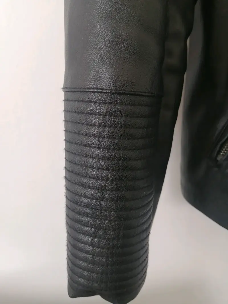 Chaqueta de cuero negro - 5