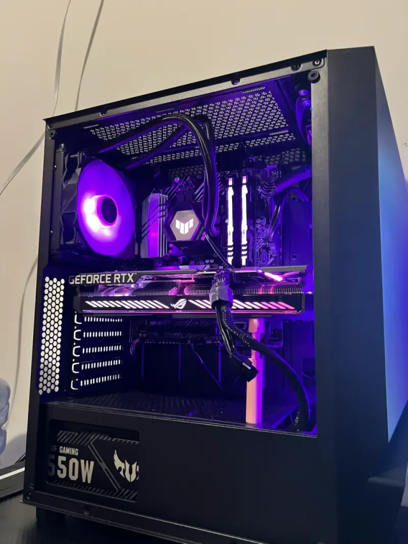 PC GAMER  Asus rog strix - 2
