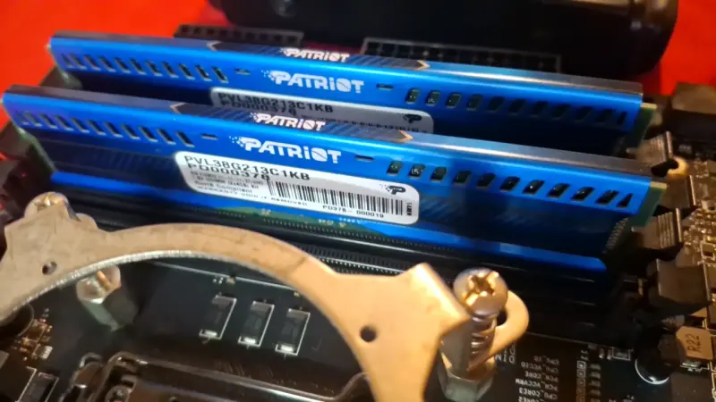 Fuente de poder Cooler Master - 3