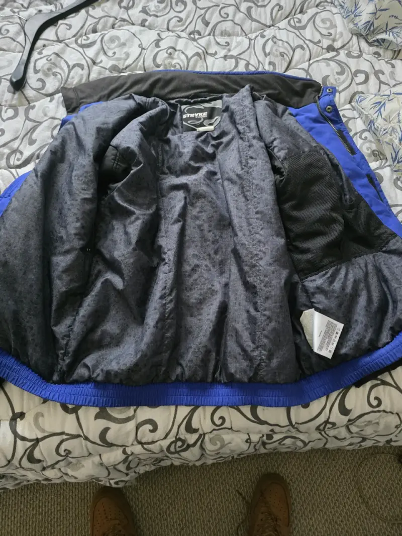 Chaqueta Stryke de Spider, Talla XL, Valor $20.000 - 6