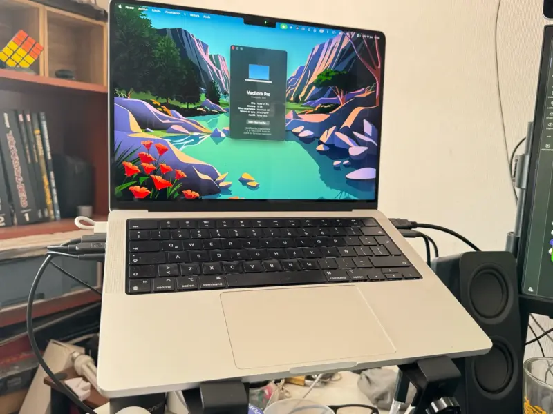 Macbook Pro M1 Pro (14 pulgadas 2021) - 1