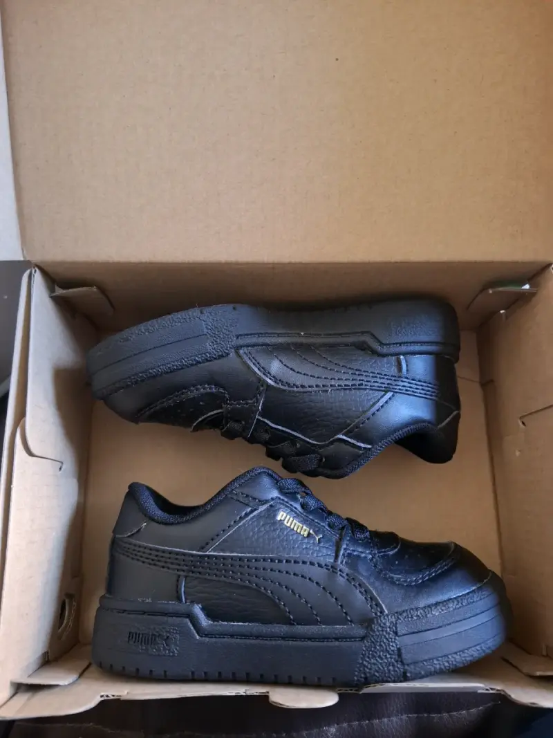 Zapatillas negras Puma para niños - 5