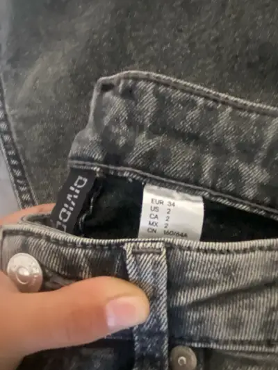 Jeans flared gris oscuro talla EUR 34 - miniatura 1