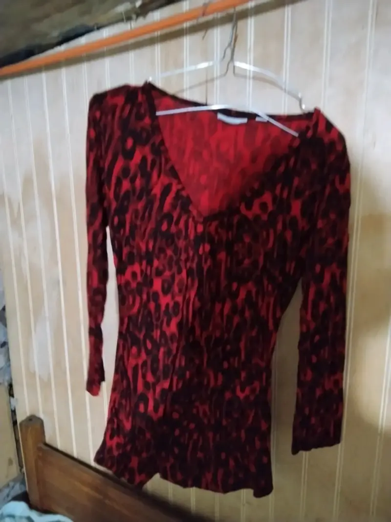 Blusa roja estampado animal print