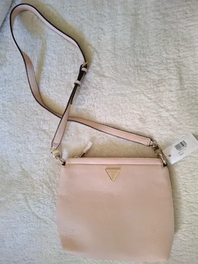 Cartera cruzada Guess rosada - miniatura 2