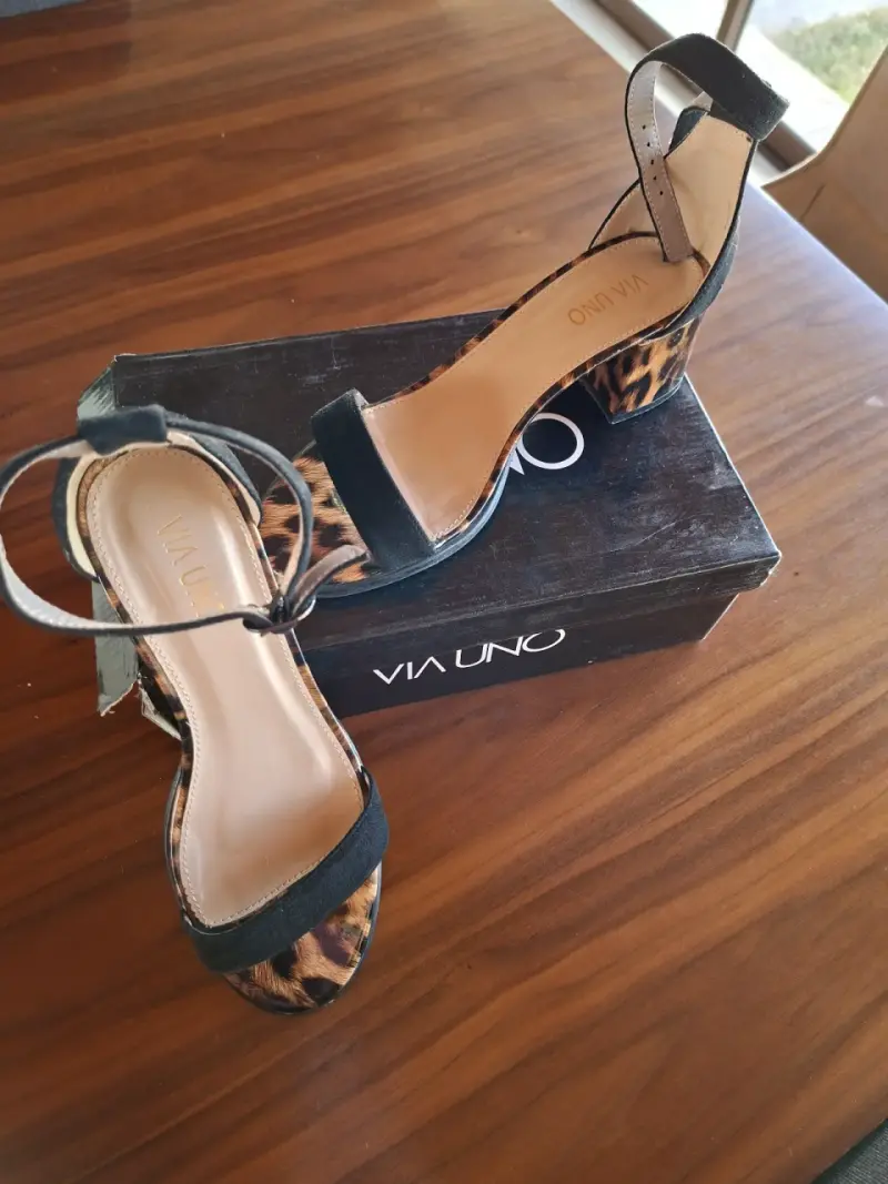 Sandalias Via Uno animal print - 1