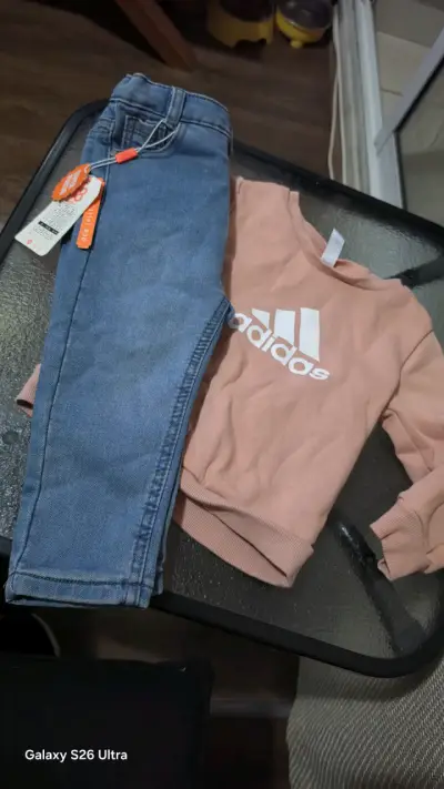 Conjunto de niño Adidas rosa y jeans - miniatura 1