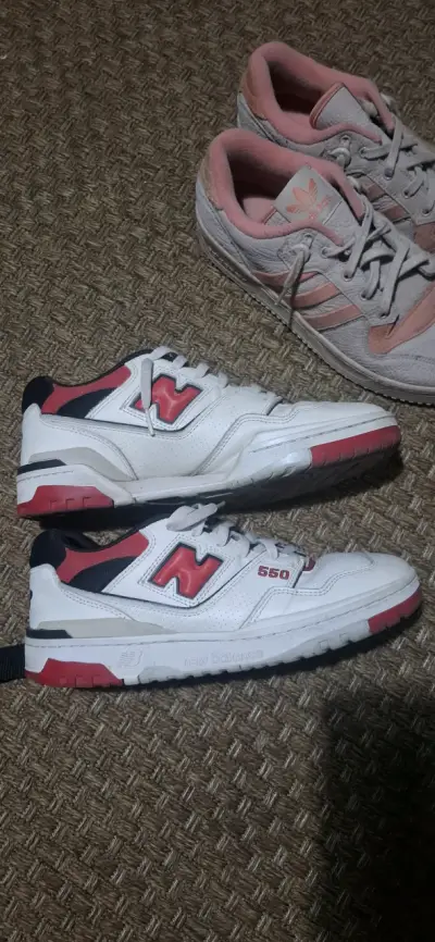 Zapatillas mixtas Adidas y New Balance - miniatura 2