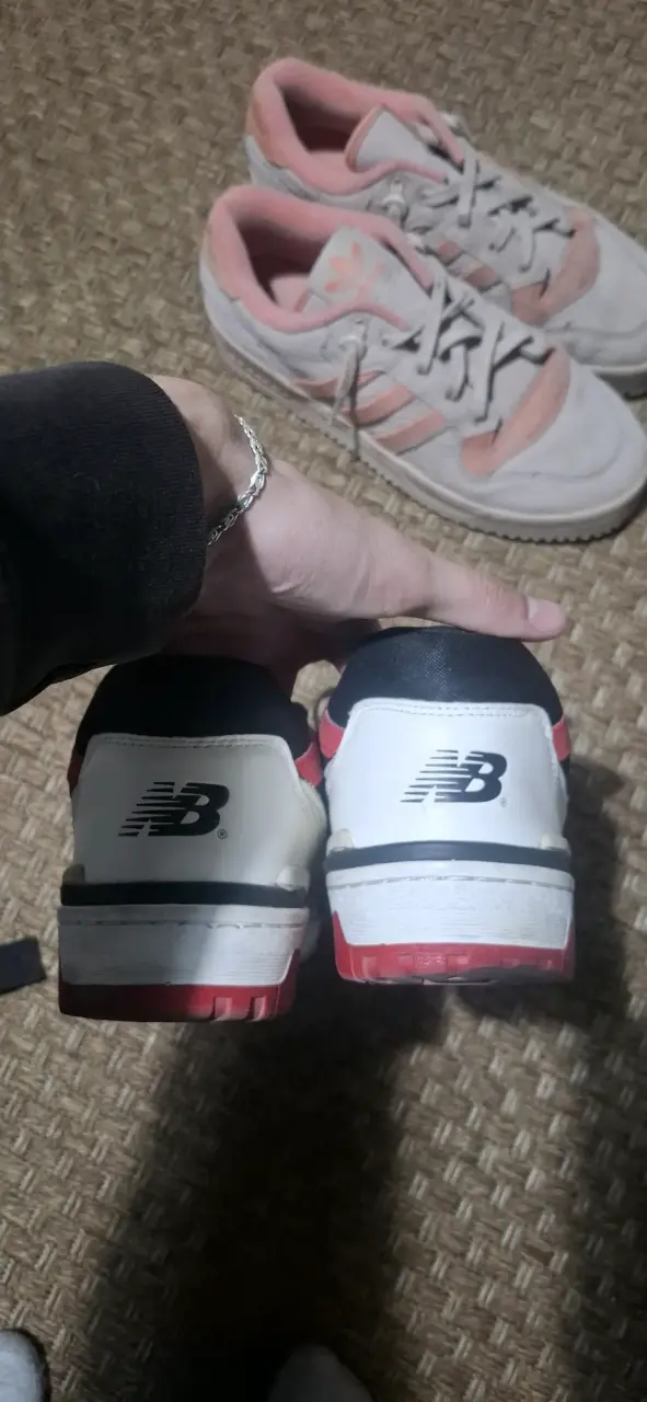 Zapatillas mixtas Adidas y New Balance - 3