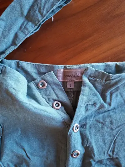 Shorts verde con cinta ajustable - miniatura 2