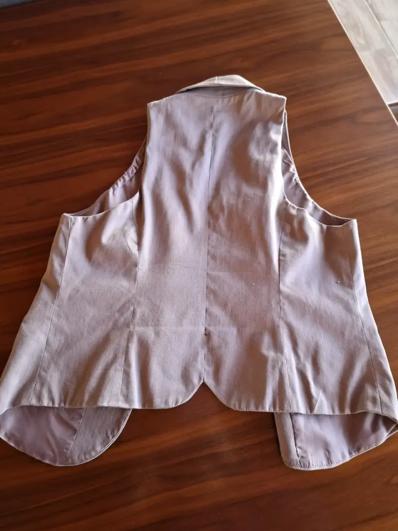 Chaleco sin mangas beige - 3