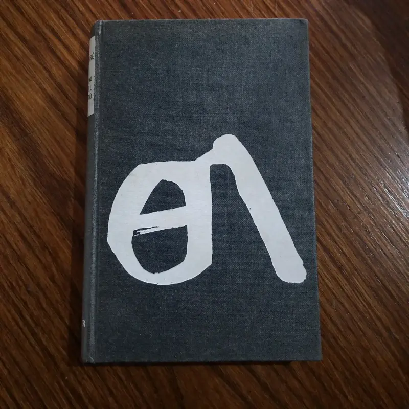 Libro tapa dura negro - 1