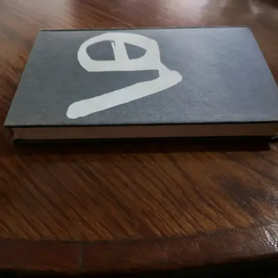 Libro tapa dura negro - miniatura 6