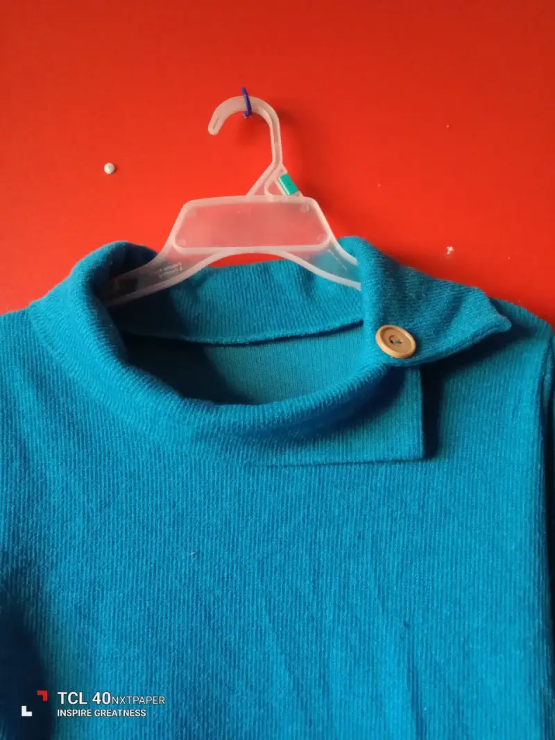 Vestido turquesa con botones - 2