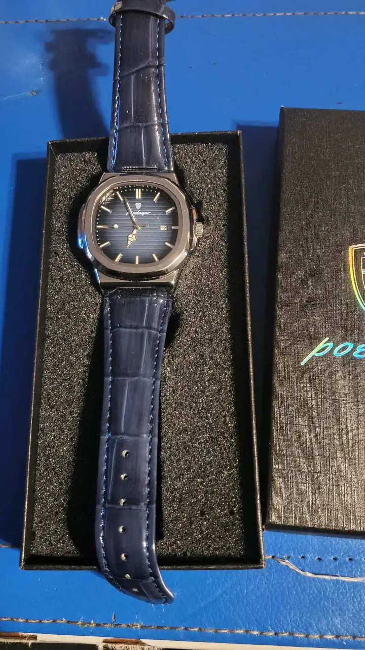 Reloj analógico plateado y azul - 2
