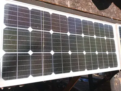 Panel solar usado 100 w - 12 v - miniatura 1