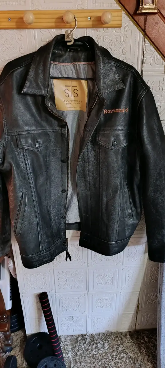 Chaqueta de cuero negra STS - 2