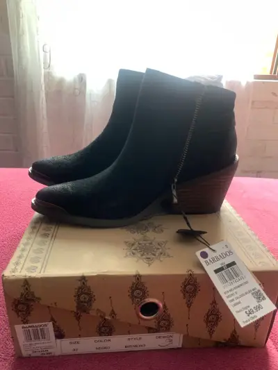 Botines negros nuevos etiqueta - miniatura 2