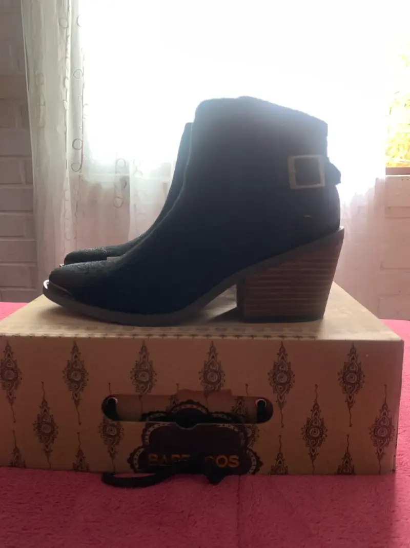 Botines negros nuevos etiqueta - 3
