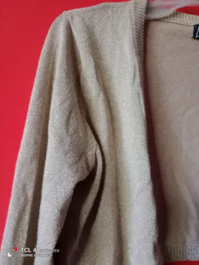 Cárdigan corto beige con brillo - miniatura 3