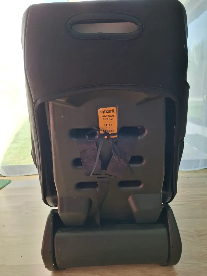 Silla de auto infantil Infanti 0 a 25 kilos - 3