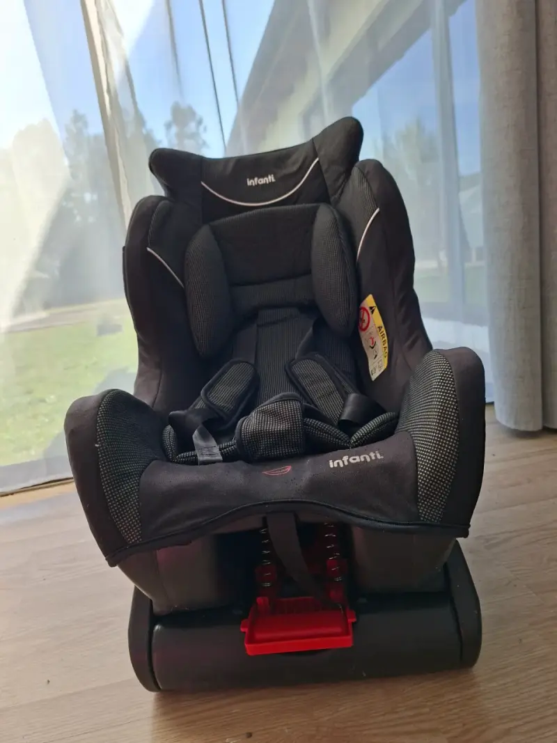 Silla de auto infantil Infanti 0 a 25 kilos - 4